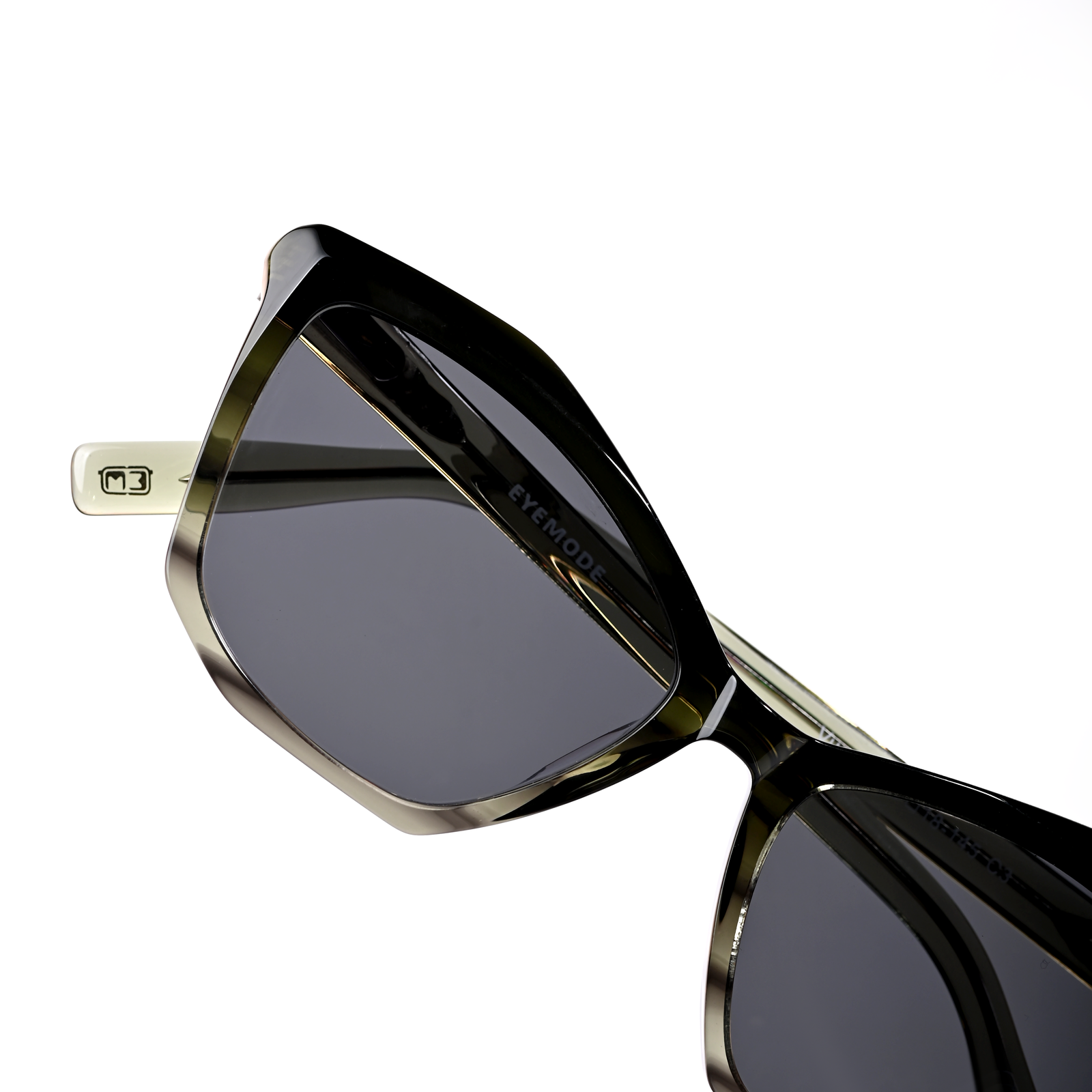 Vuelos - Scarlet Leaf