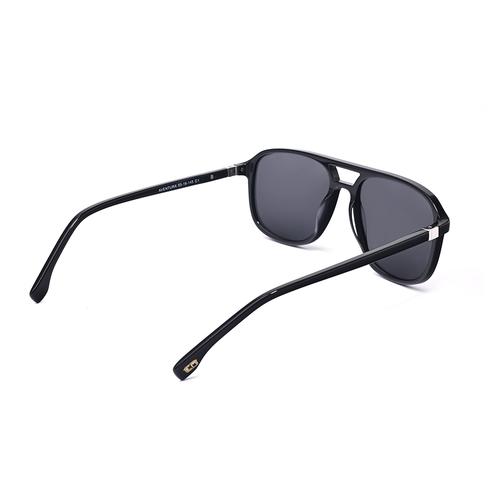 Classic aviator sunglasses