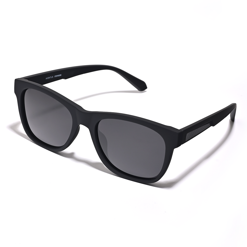 Aventus - Obsidian black sunglasses with sleek rectangular frames and dark tinted lenses, combining modern style and UV protection for everyday wear.