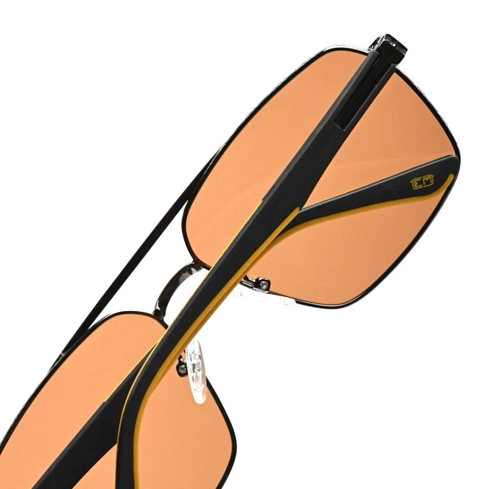 Flug - Mustard Noir