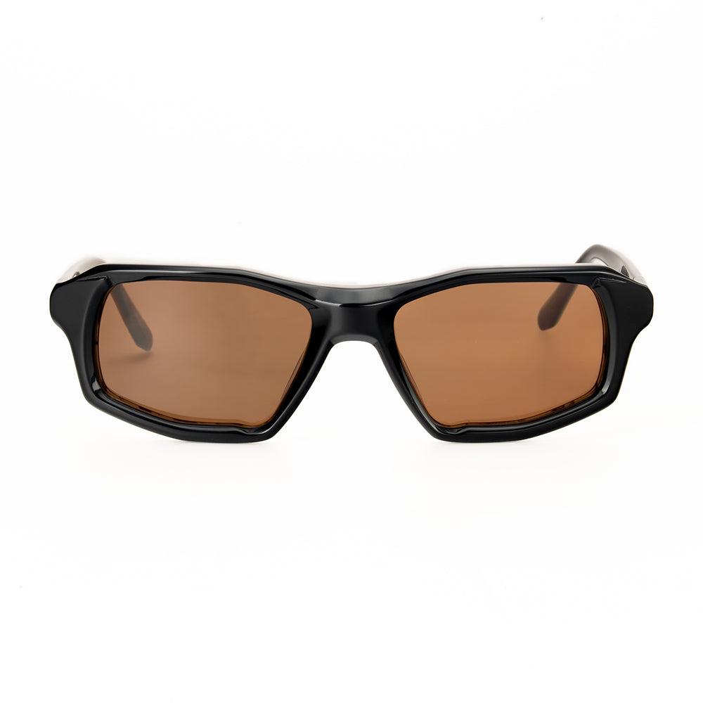 Elegant chestnut sunglasses for everyday outdoor fashion